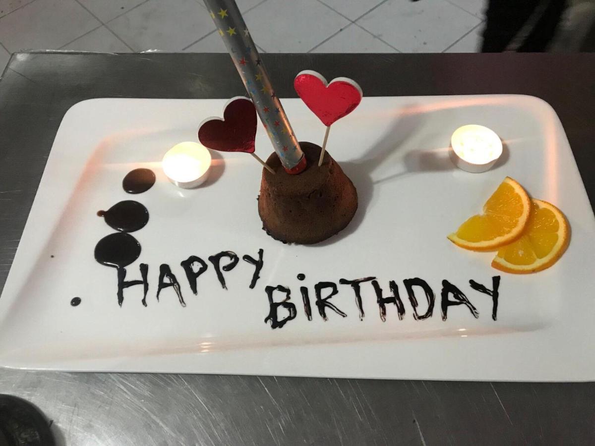 מוורובו Rey Hotel מראה חיצוני תמונה