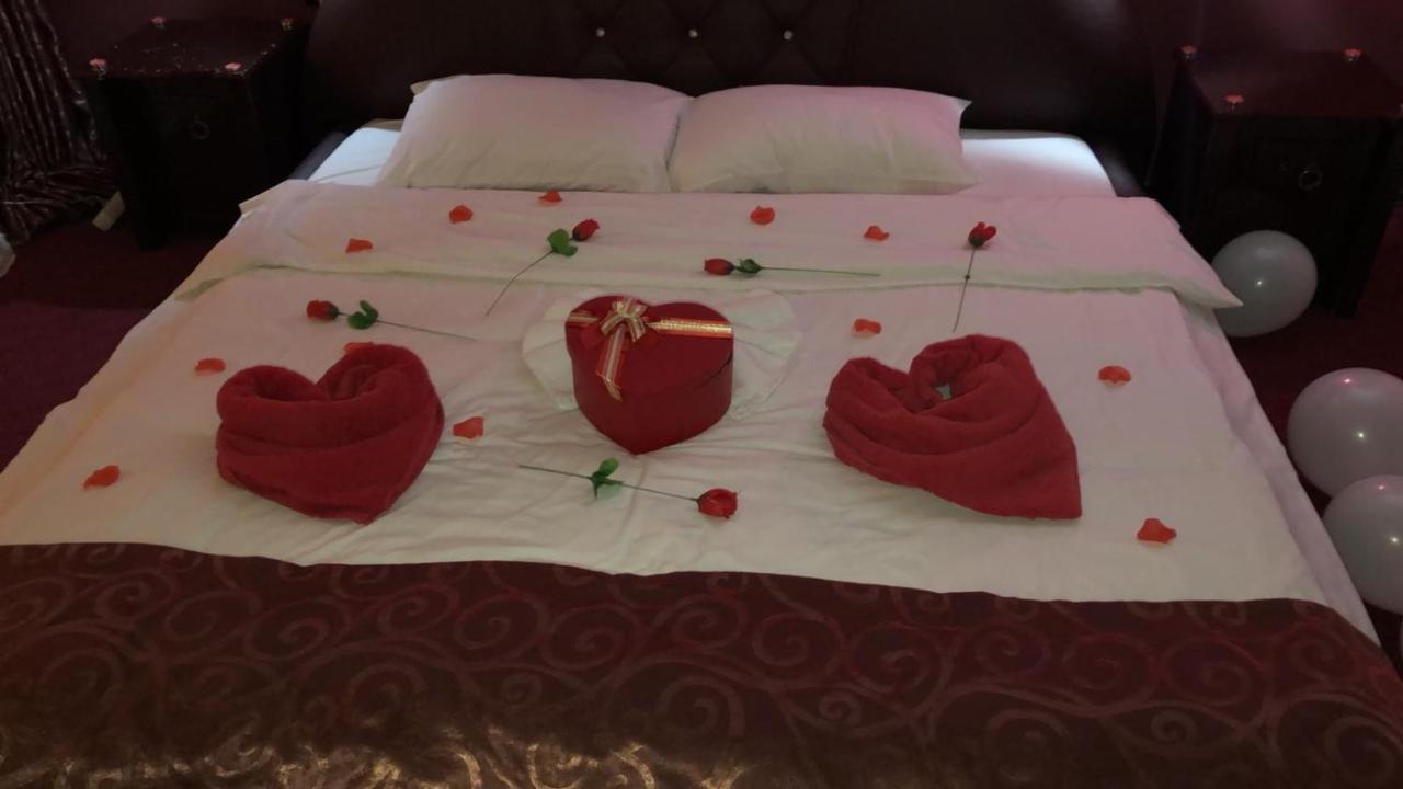 מוורובו Rey Hotel מראה חיצוני תמונה